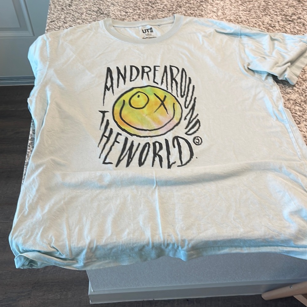 UNIQLO TEE OVERSIZE